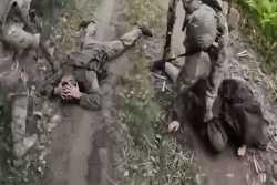 Как российские военные сдаются в плен украинцам