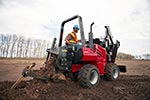 Представлены траншеекопатели Toro RT600 и RT1200