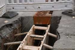 Центр Днiпра врятують вiд затоплення