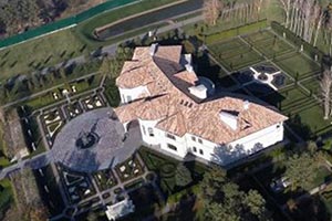 В природоохранной зоне под Киевом обнаружены замки-крепости