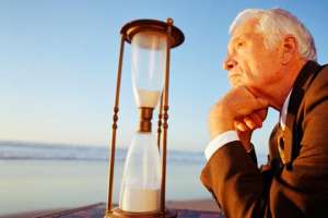 Кто имеет право на досрочную пенсию: список профессий