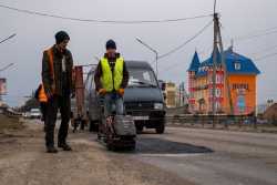 На чернiвецьких дорогах держзначення проводять експлуатацiйне утримання