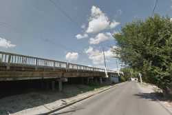 Днiпро реконструює шляхопровiд на Слобожанському проспектi