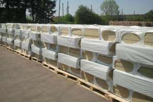 Как влияют неправильное хранение теплоизоляции и неграмотный монтаж на утепление домов