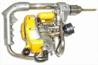 Курьезы: изобрели дрель, работающую на бензине. Видео