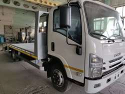 В Украине возобновили производство автоэвакуаторов. Фото