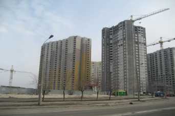 В Киеве начали бастовать строители