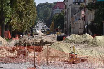 Львов заказал мелкий ремонт дорог на 164 млн. грн.