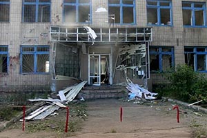 Краматорск выделил средства на ремонт расстрелянного здания автошколы