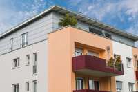 Представлены фасадные штукатурки на основе акриловой краски с кварцем