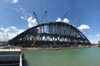 На строительстве Керченского моста завершена сборка железнодорожной арки