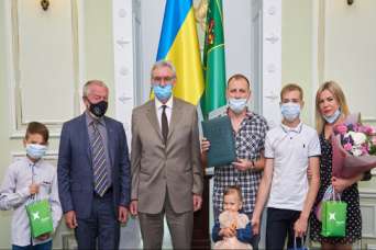 В Харькове заключили юбилейный договор по жилпрограммам