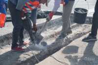 Днiпро замiнює аварiйнi деформацiйнi шви