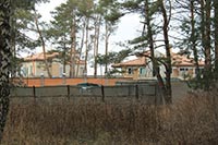 Земли под «Межигорьем» сбывались своим по сверх заниженной цене