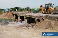 На дороге в Крым починят мост