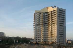 В Ровно квартиры продавали по 5 тыс. грн. за штуку