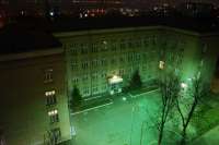 На территории школы построят многоэтажку