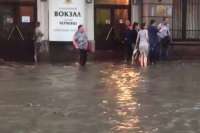 Ж/д вокзалу Черновцов не дадут утонуть