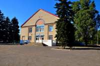 Под Запорожьем бросили ремонт дома культуры