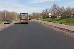 На Полтавщинi вiдремонтували понад 22 тис. кв. м дорiг