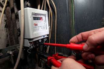 Как узнать «врет ли» ваш электросчётчик