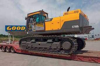 В Украину привезли огромный карьерный экскаватор Volvo