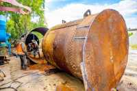 Харкiвськi комунальники виготовили для вiйськових металевий блiндаж