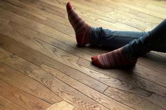 Как сохранить паркетный пол на долгие годы. Фото и видео