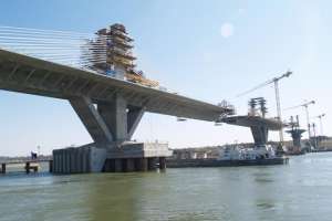 Керченский мост «будет достроен за 500 миллиардов триллионов долларов»