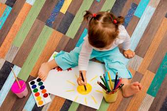 Как выбрать напольное покрытие для детской комнаты