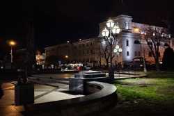 У Львовi вiдреставрували 12 iсторичних опор вуличного освiтлення