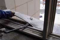 Можно ли устанавливать ПВХ-окна зимой: возможные риски