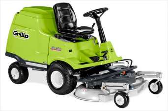 В Украину поступили новые итальянские многофункциональные минитракторы