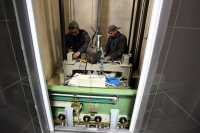 В Киеве в ряде многоэтажек установят новые лифты: список адресов