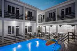 Гостиницы начали сдавать позиции