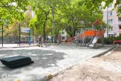 Днiпро планує оновити понад 70 аварiйних дитячих майданчикiв