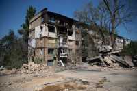 У Києвi обстежать пошкоджений росiйською ракетою житловий будинок