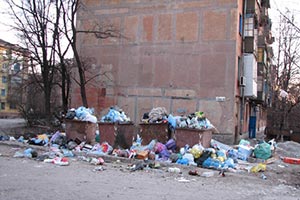 Район Днепропетровска в срочном порядке избавляют от мусора