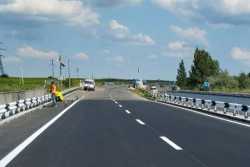 На виїздi з Донецької областi вiдремонтували аварiйний мiст