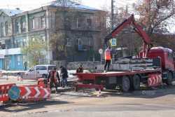 У Днiпрi почали ремонтувати аварiйну трамвайну колiю