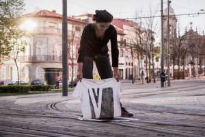 Улицы превращаются в печатные прессы