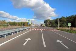 На пiд'їздi до МАПП "Ягодин - Дорогуськ" ремонтують дорогу