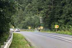 На дорогах державного значення Iвано-Франкiвщини покращують видимiсть бар'єрного огородження