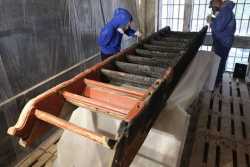 Реставратори консервують унiкальнi сходи з музею Шухевича