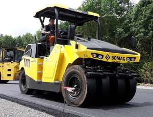 Bomag обновил шинный пневмокаток BW 28 RH