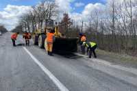 На тернопiльських дорогах стартувала лiквiдацiя аварiйної ямковостi