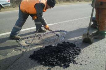 18 тыс. км дорог освободили от ям