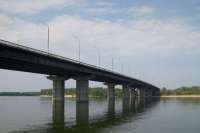 Местный подрядчик достроит мост в Каменском