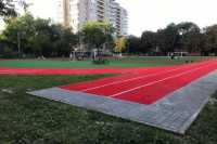 Одна з найбiльших львiвських шкiл отримала ремонт спортмайданчику вiд забудовника