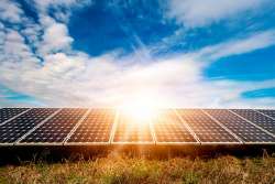 Из-за коронавируса возникают проблемы с поставками солнечных батарей из Китая